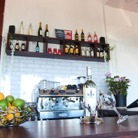 The Bank Hotel & Bistro هاستَنغ المظهر الخارجي الصورة