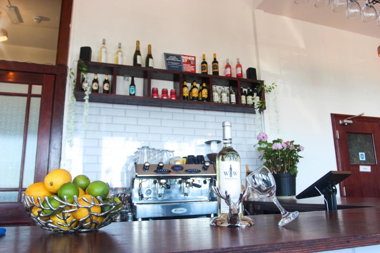 The Bank Hotel & Bistro هاستَنغ المظهر الخارجي الصورة